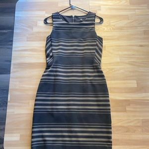Banana Republic Mid-Length Dress (size 6 can fit 8)
